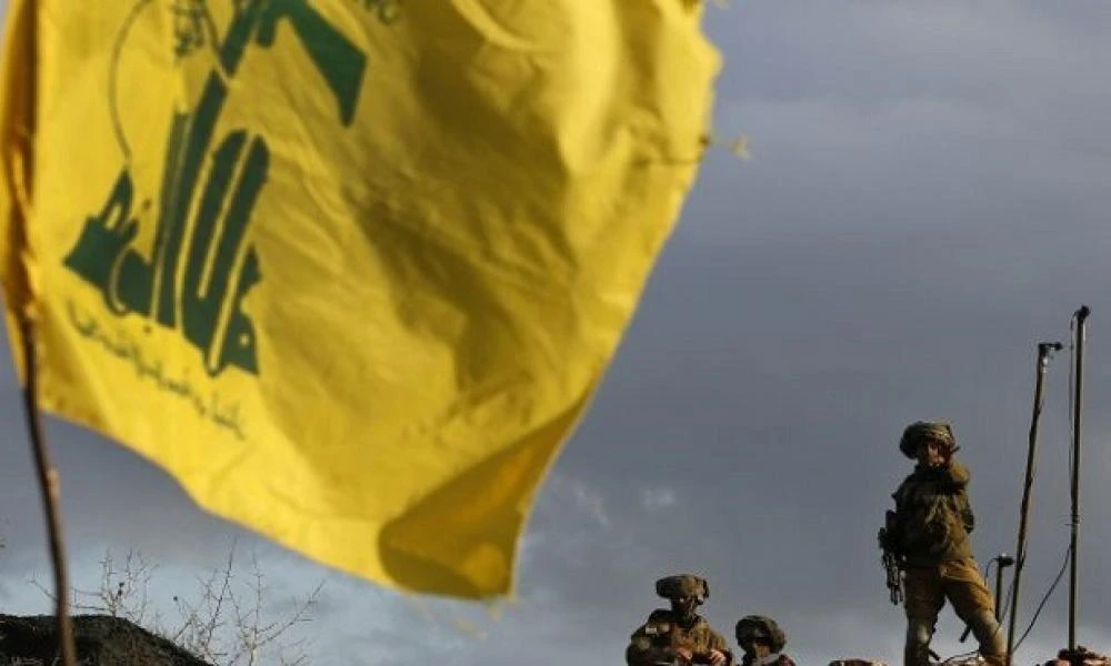 Χεζμπολάχ: Εκτόξευσε δεκάδες ρουκέτες εναντίον βάσης του ισραηλινού στρατού